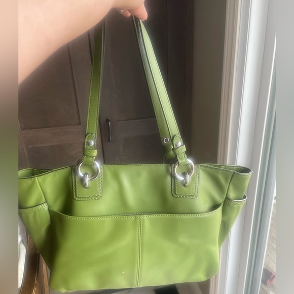 Sold -Green Coach leather purse - Picture 2 of 5